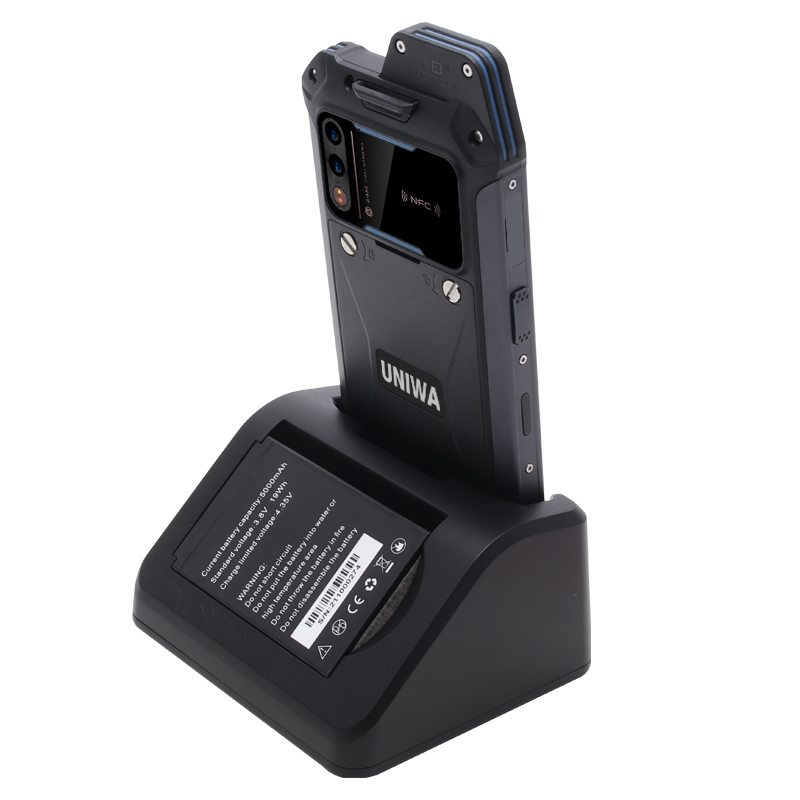 UNIWA W888 Rugged Smartphone 03